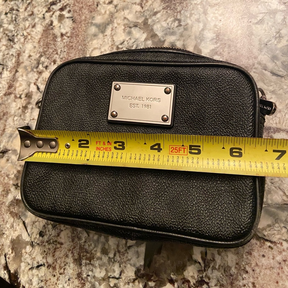 Michael Kors Crossbody Bag - Picture 4 of 6